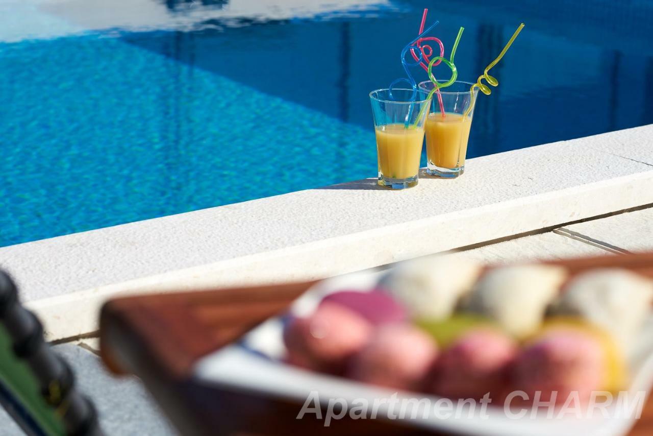 Luxury Apartment Charm With Pool Trogir Exterior photo